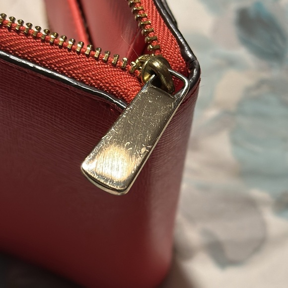 COACH Coral Crosshatch Leather Wallet Pristine - Picture 15 of 16